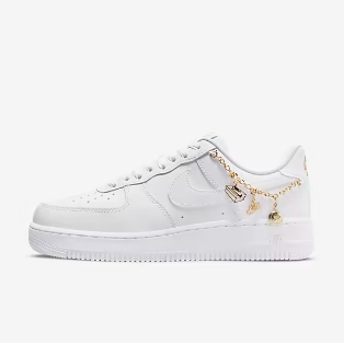 Nike Air Force 1 '07 LX
Women's Shoes